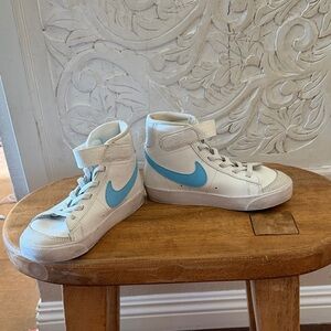 Nike White and Blue High-Top Sneakers